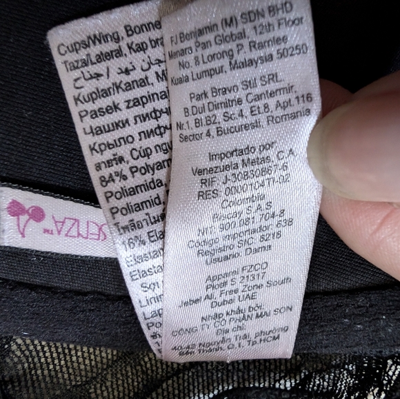 La Senza 32C Racer Back Bra Lingerie - Picture 11 of 11